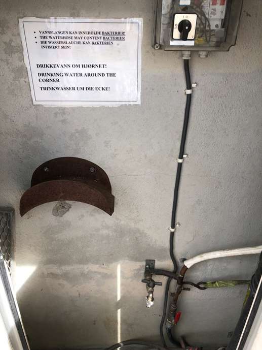 Einem Ort wurde ein Foto hinzugefügt