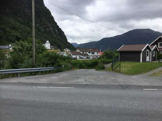 Einem Ort wurde ein Foto hinzugefügt