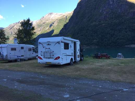 Een foto toegevoegd aan een locatie