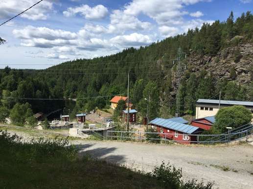 Added a photo to a location