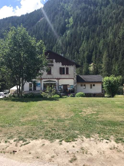 Added a photo to a location