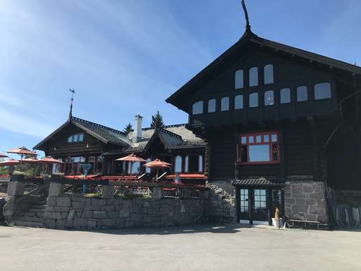 Een foto toegevoegd aan een locatie