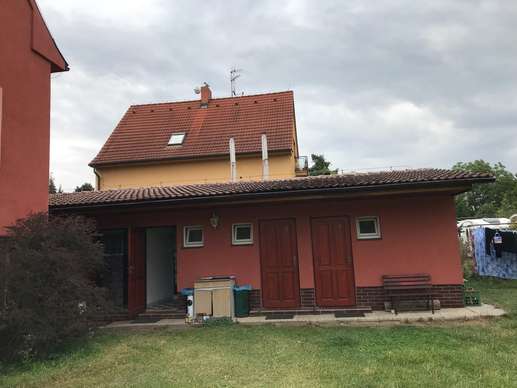 Einem Ort wurde ein Foto hinzugefügt
