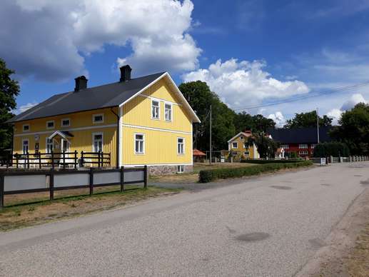 Added a photo to a location