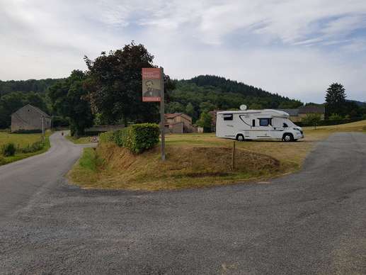 Added a photo to a location