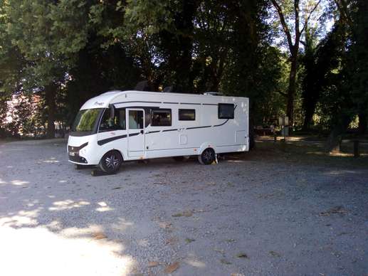 Een foto toegevoegd aan een locatie