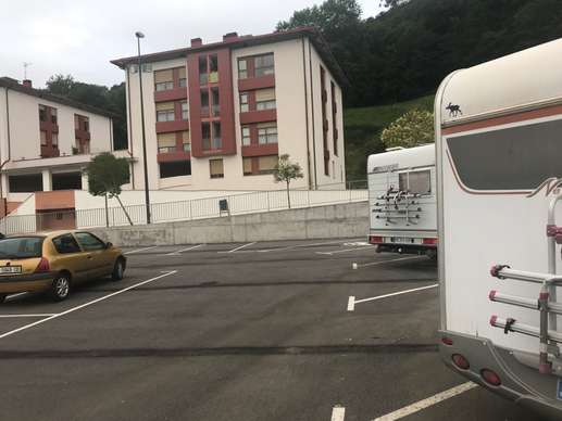 Einem Ort wurde ein Foto hinzugefügt