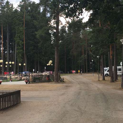 Einem Ort wurde ein Foto hinzugefügt