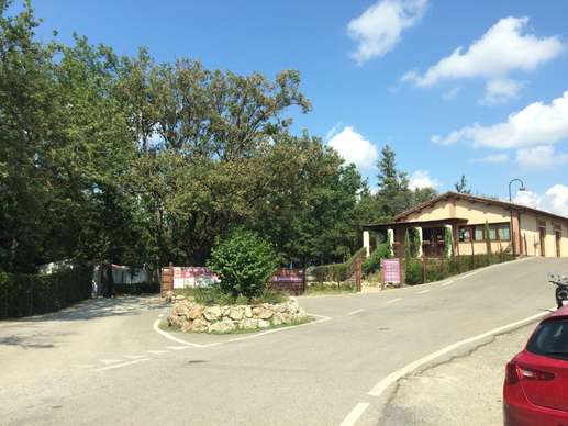 Added a photo to a location