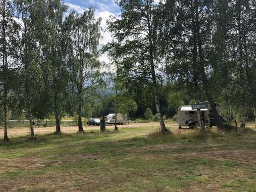 Einem Ort wurde ein Foto hinzugefügt