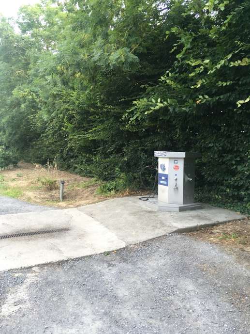 Einem Ort wurde ein Foto hinzugefügt