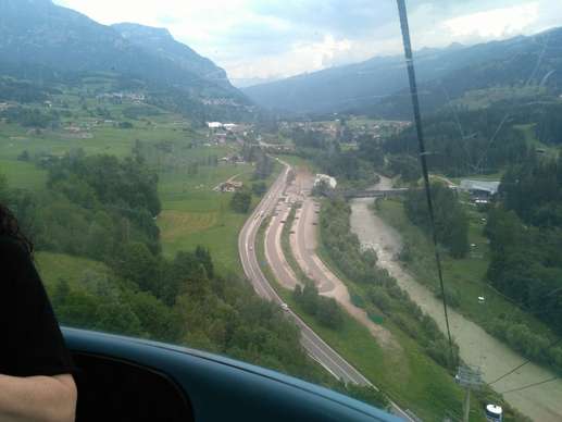 Einem Ort wurde ein Foto hinzugefügt