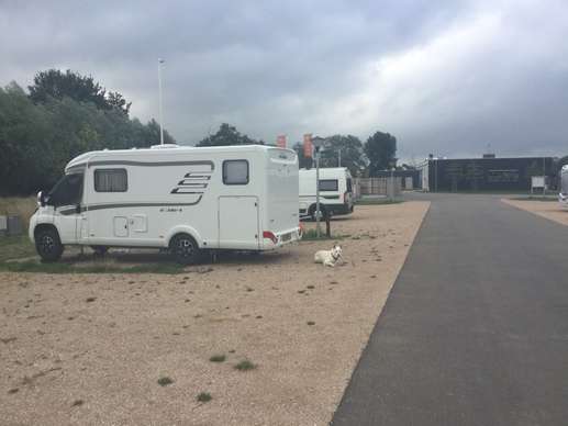Een foto toegevoegd aan een locatie
