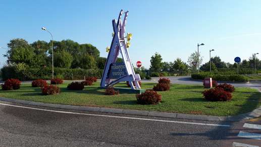 Added a photo to a location