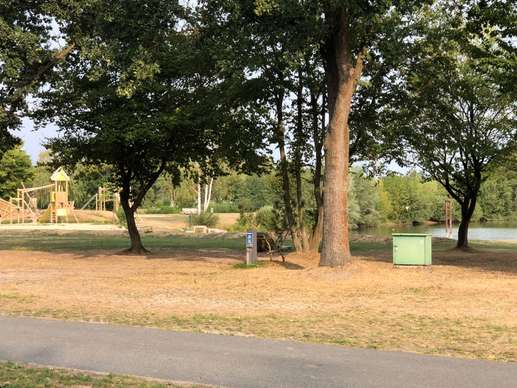 Added a photo to a location
