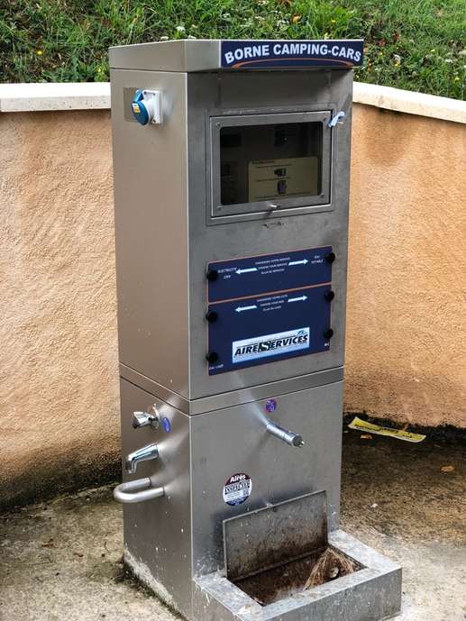 Einem Ort wurde ein Foto hinzugefügt