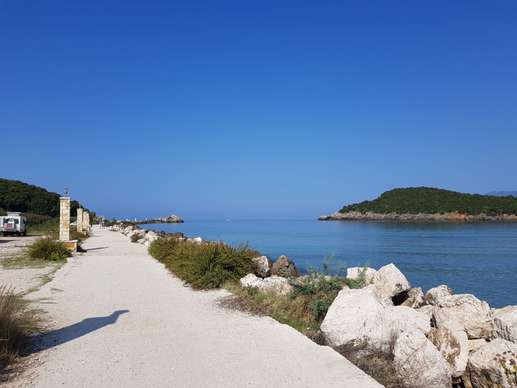 Einem Ort wurde ein Foto hinzugefügt