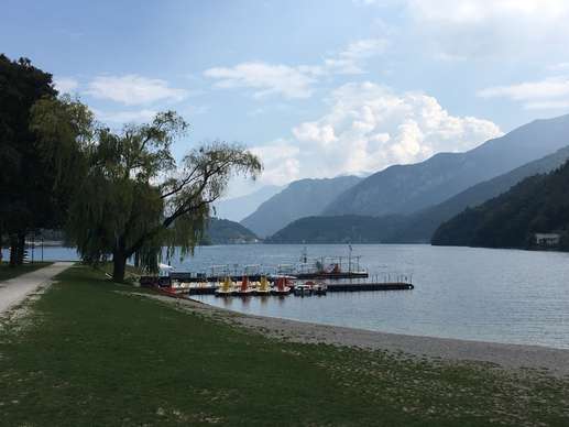 Added a photo to a location