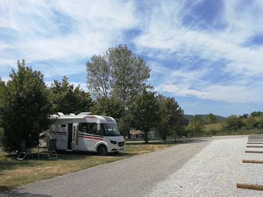 Een foto toegevoegd aan een locatie