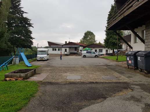 Einem Ort wurde ein Foto hinzugefügt