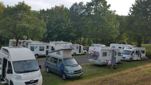 Een foto toegevoegd aan een locatie