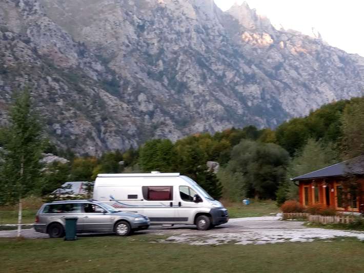 Camping Jezerca