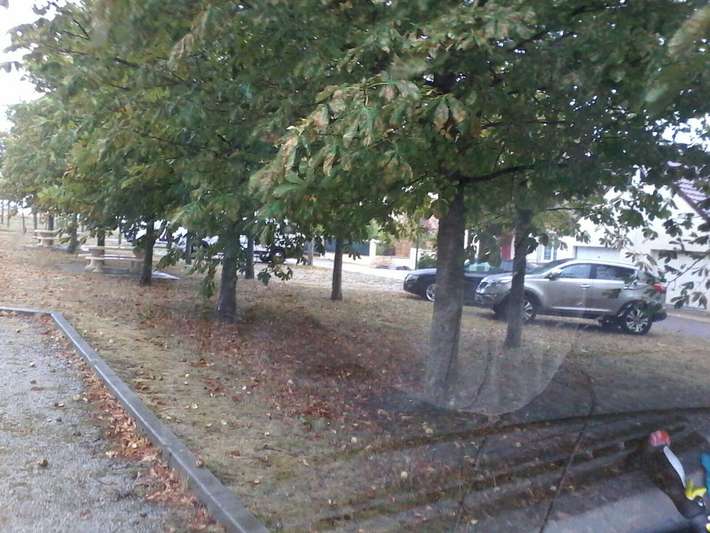 Terrain de Stationnement de Camping-cars d'Épineuil