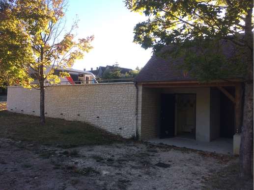 Added a photo to a location