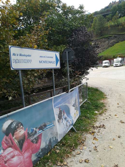 Einem Ort wurde ein Foto hinzugefügt