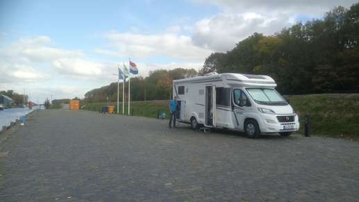 Een foto toegevoegd aan een locatie