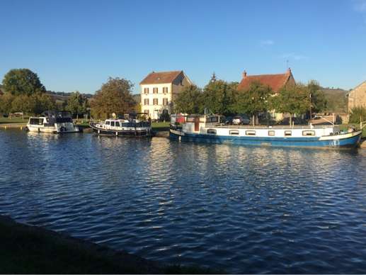 Added a photo to a location