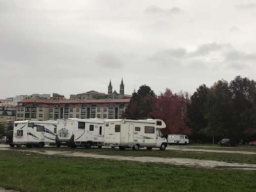 Einem Ort wurde ein Foto hinzugefügt