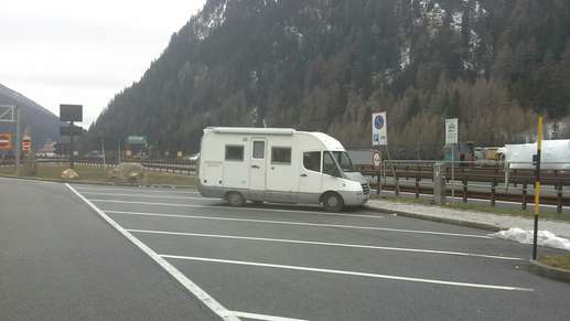 Einem Ort wurde ein Foto hinzugefügt