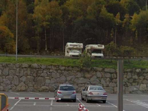 Einem Ort wurde ein Foto hinzugefügt