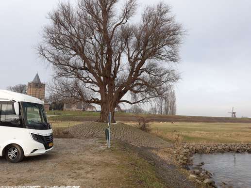 Een foto toegevoegd aan een locatie