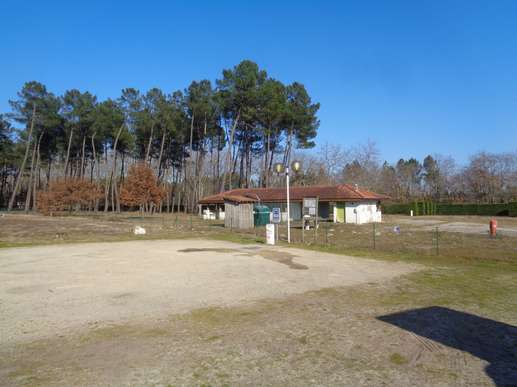 Added a photo to a location