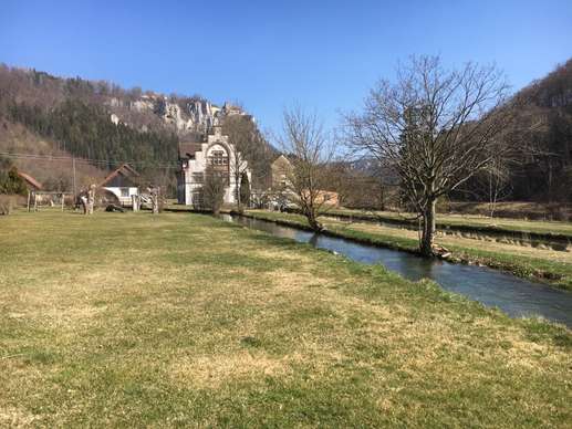 Added a photo to a location