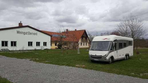 Einem Ort wurde ein Foto hinzugefügt