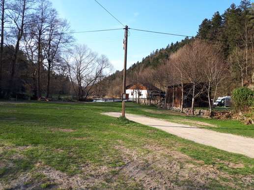 Added a photo to a location