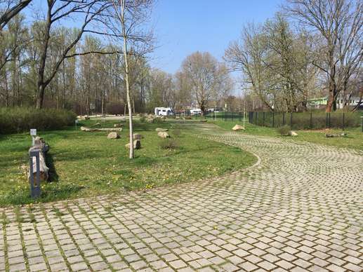 Added a photo to a location