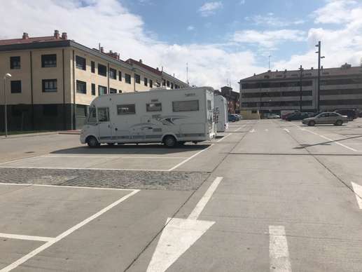 Einem Ort wurde ein Foto hinzugefügt