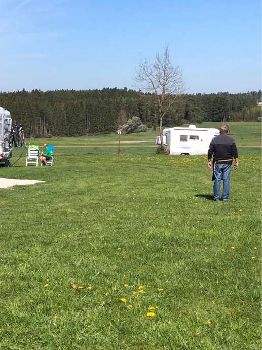 Einem Ort wurde ein Foto hinzugefügt