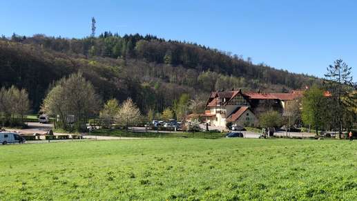 Einem Ort wurde ein Foto hinzugefügt
