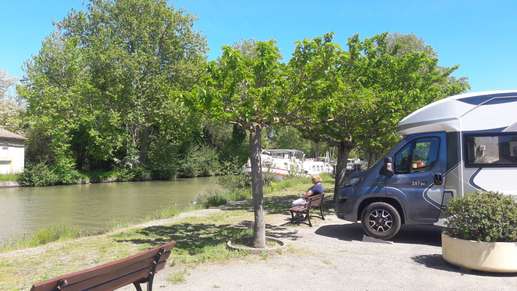 Added a photo to a location