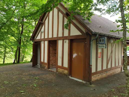 Added a photo to a location