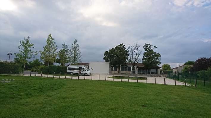 Aire de camping-car de Dirac