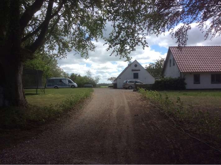 Aulum Autocamperplads - Betina og Christian Holm
