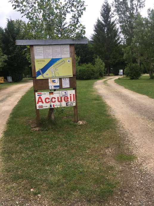 Einem Ort wurde ein Foto hinzugefügt