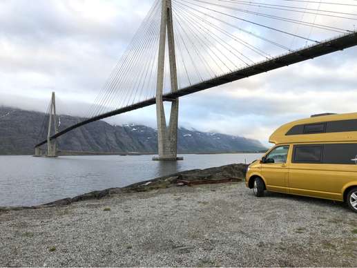 Einem Ort wurde ein Foto hinzugefügt