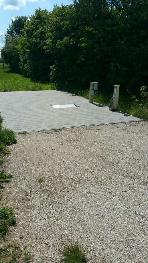 Einem Ort wurde ein Foto hinzugefügt